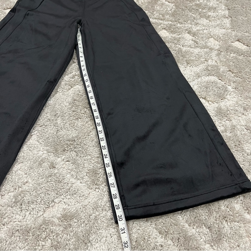Lululemon | Scuba Velvet Black Mid-Rise Wide-Leg Pant size Large - Picture 15 of 16